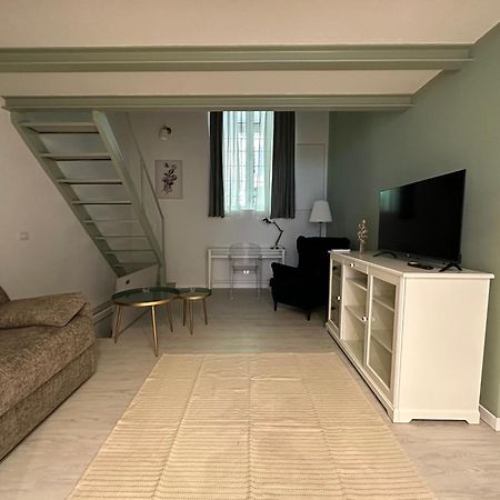 Flowers, A Cozy Suite In Μιλάνο Εξωτερικό φωτογραφία