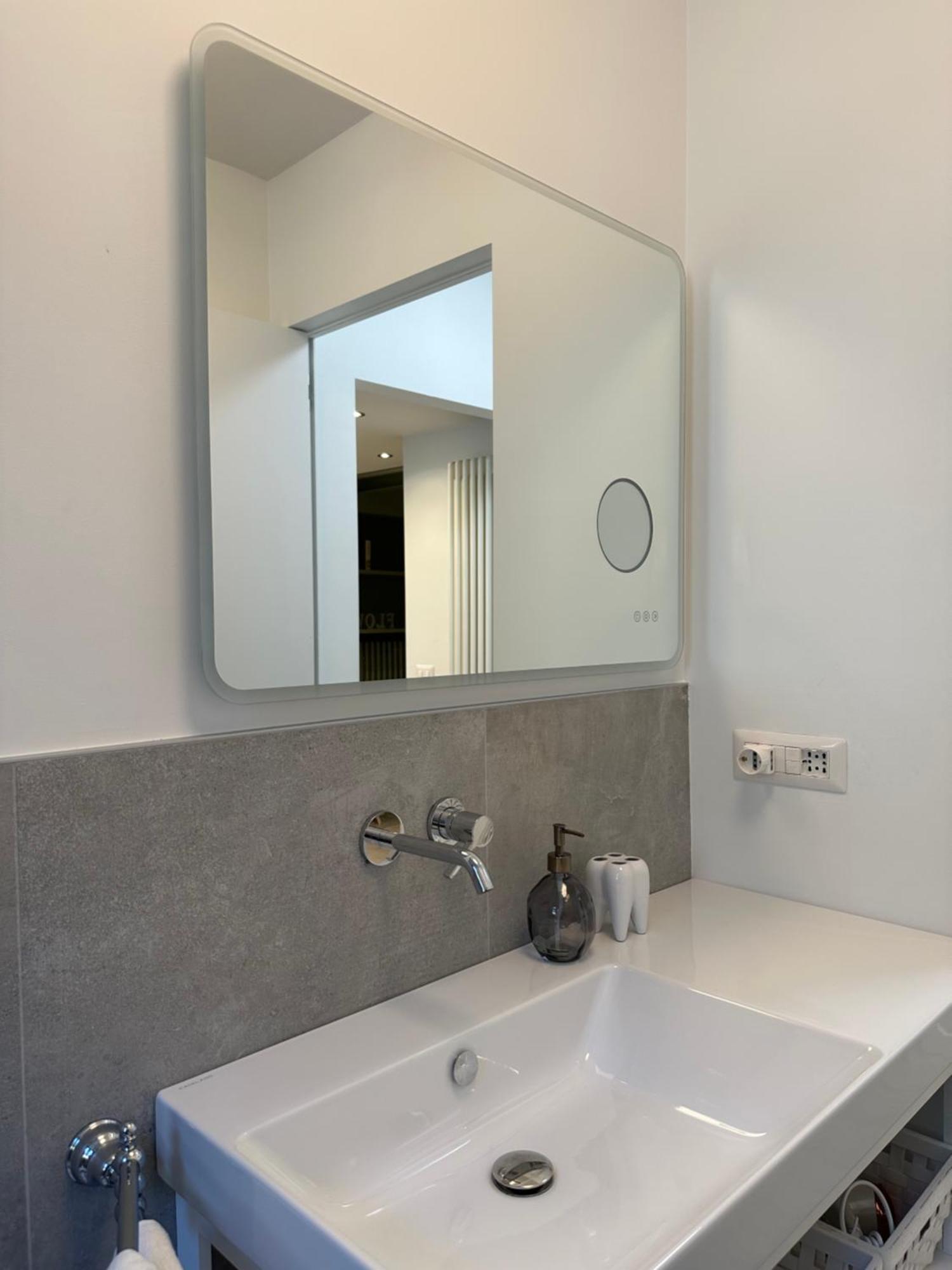Flowers, A Cozy Suite In Μιλάνο Εξωτερικό φωτογραφία