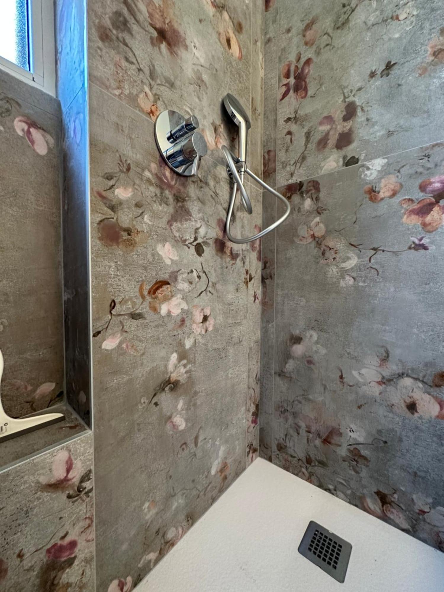 Flowers, A Cozy Suite In Μιλάνο Εξωτερικό φωτογραφία